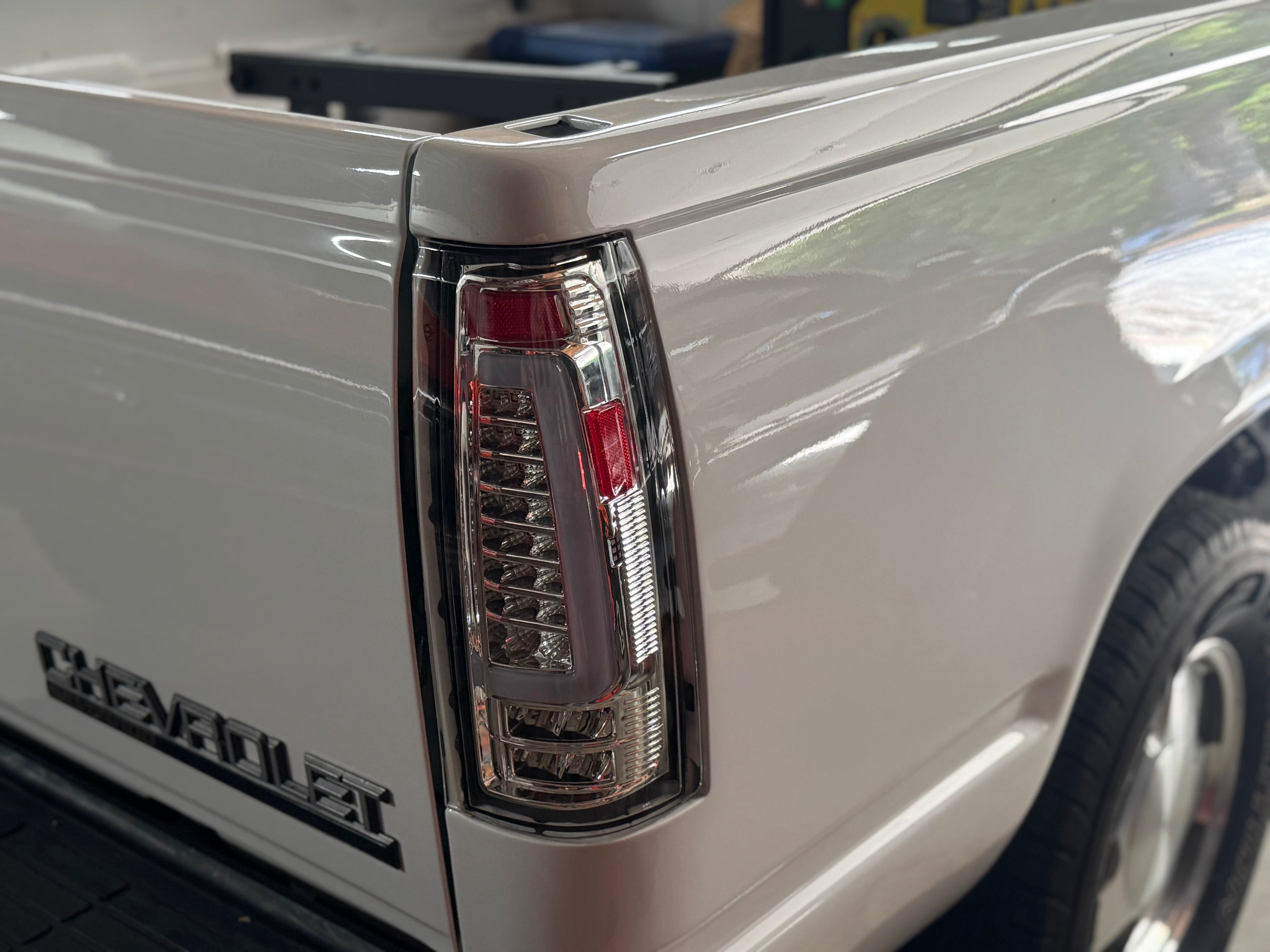 LED Tail Lights with Clear Lens for 1988-1998 Chevy GMC C/K Sierra, 92-99 Suburban Yukon, 95-99 Tahoe,Blazer,Cadillac Escalade Plug & Play